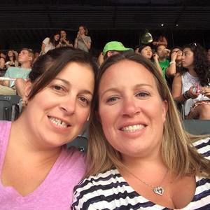 Meet your Posher, Debra